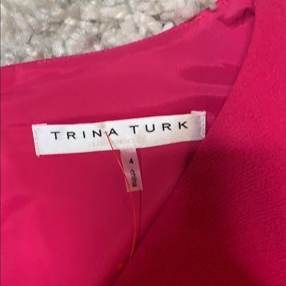 Trina Turk Flutter-Sleeve Crepe V-Neck Shift Dress - Picture 3 of 5